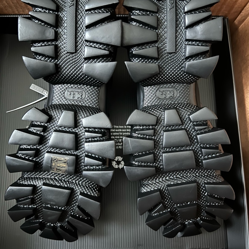 Men’s Prada Shoes - Picture 3 of 4